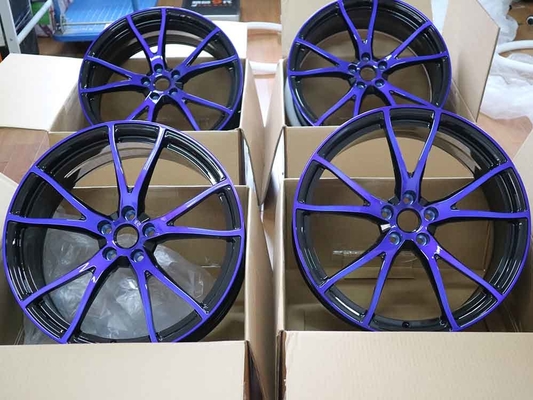 22x10.5 Audi RS4 için özel siyah ve mavi 1-PC dövme halkalar